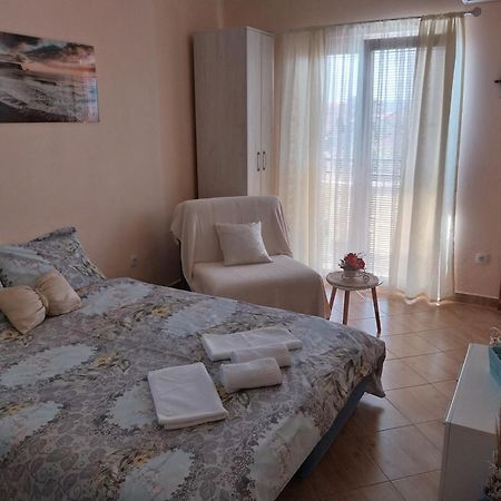Apartments M&T Тиват Екстер'єр фото
